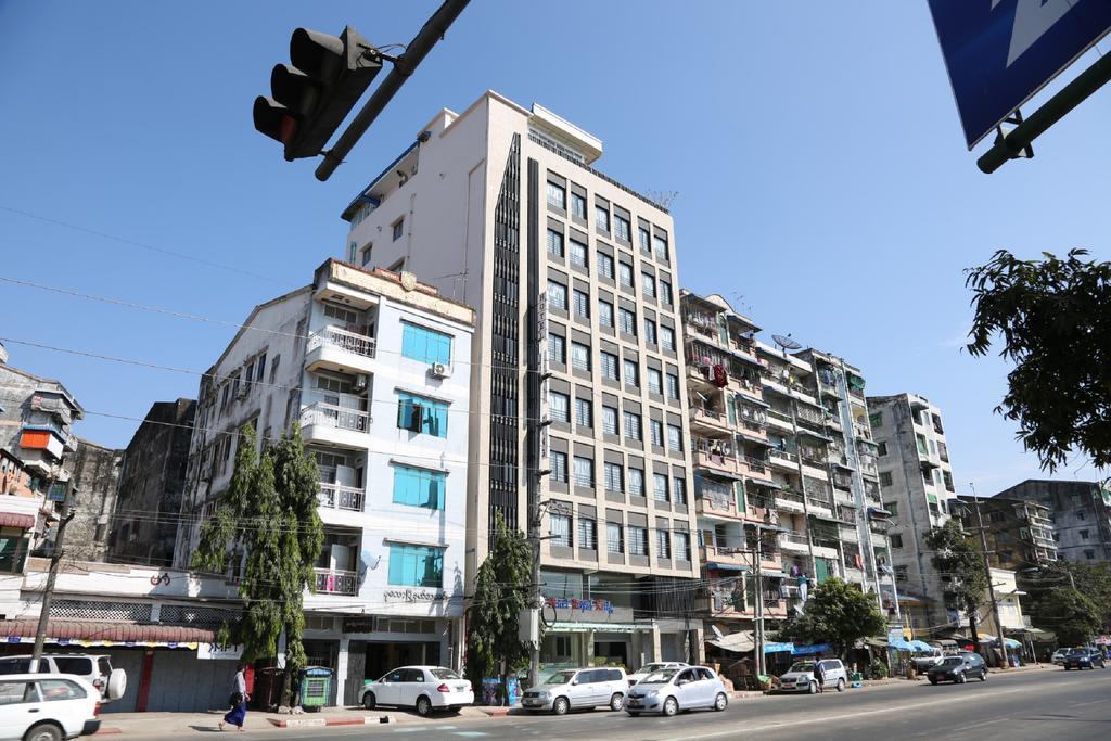 Hotel Royal King Rangum Exterior foto
