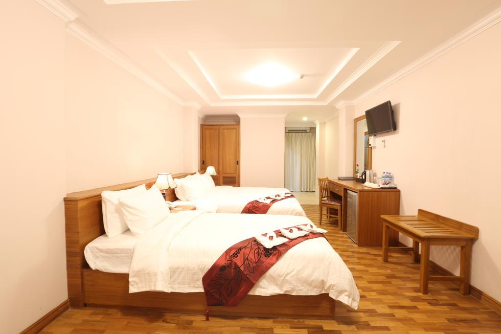 Hotel Royal King Rangum Exterior foto